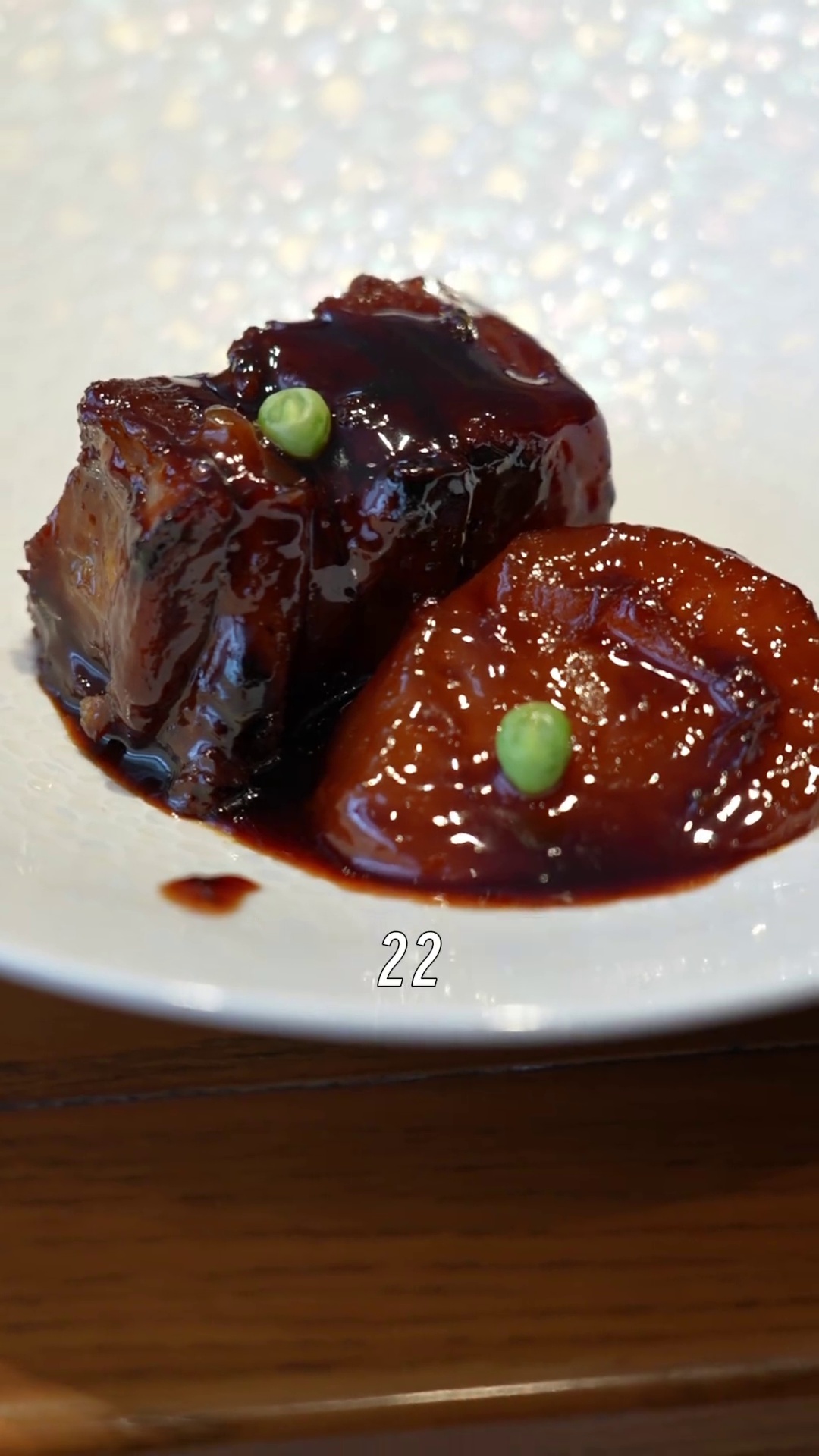 家烧黑毛猪（红烧肉）